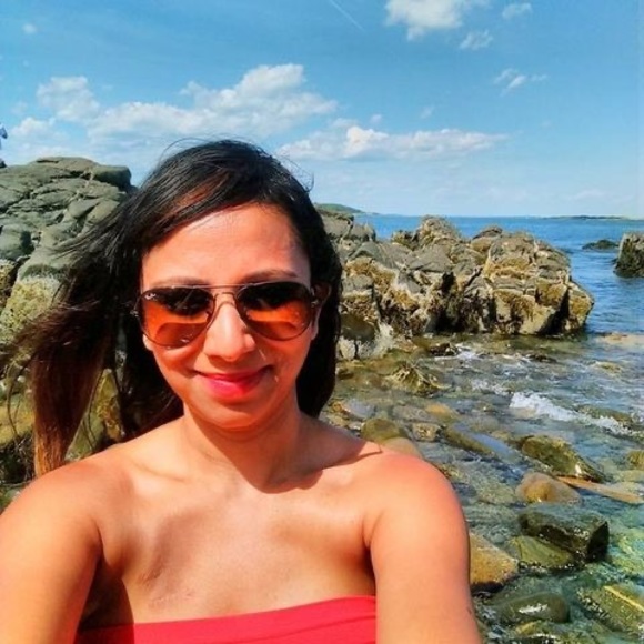 Meet your Posher, Priya - Picture 1 of 1